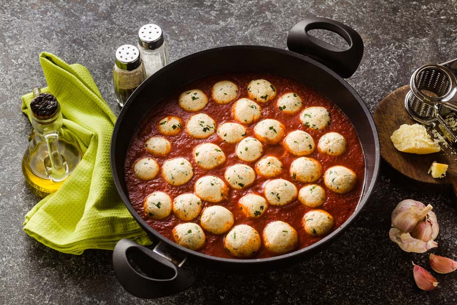 Albóndigas de ricota con salsa de tomate utilizando un Thermomix