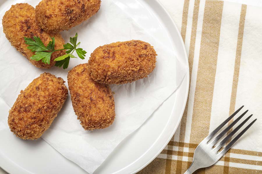 Croquetas Empanadas con Salsa Soubise utilizando un Fagor
