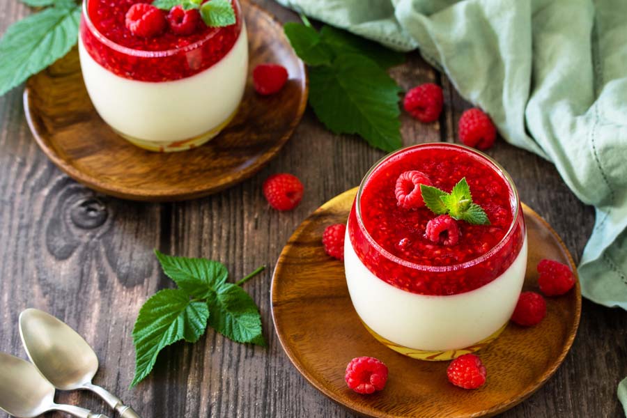 Delicia de Panna Cotta de Frambuesa utilizando un Thermomix