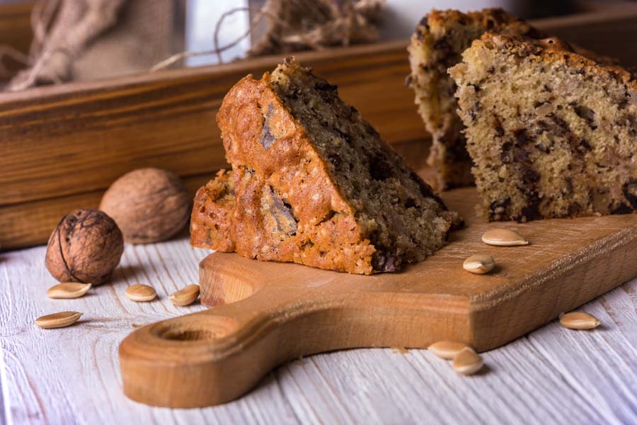 Gâteau aux noix et pépites de chocolat utilisant un Thermomix