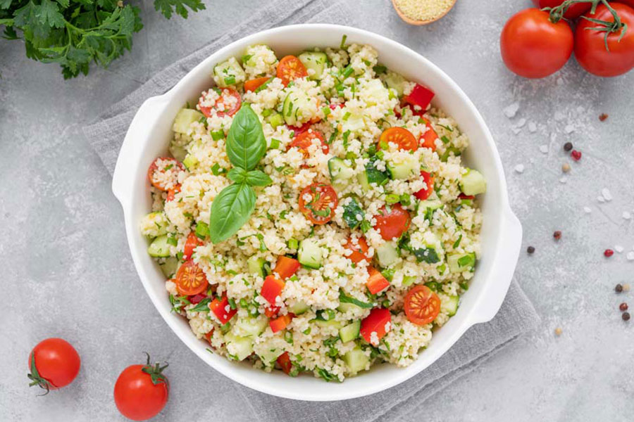 Tabulé de coliflor utilizando un Lufthous