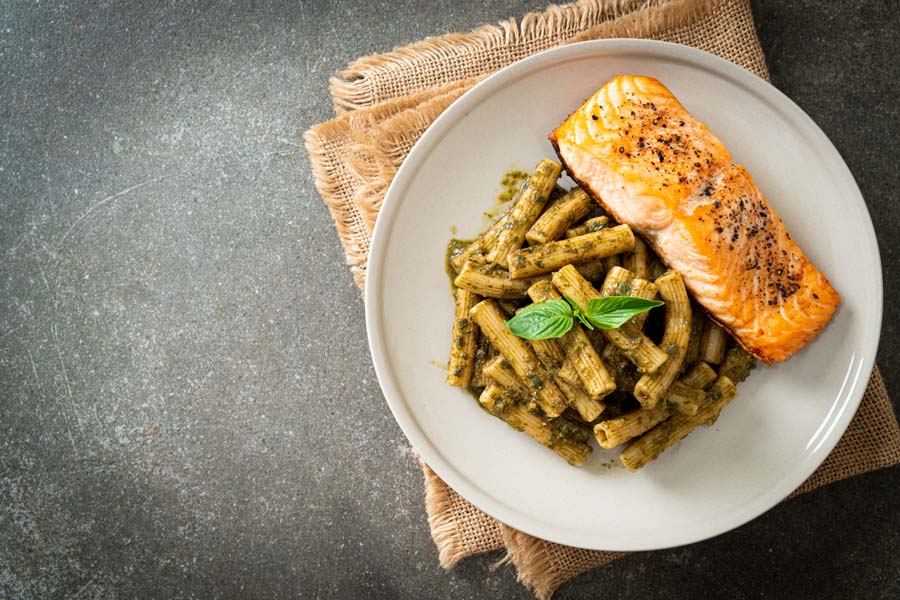 One-Pot Creamy Spinach Salmon Pasta using a Thermomix