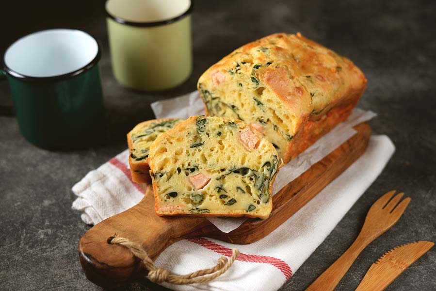 Pastel de salmón ahumado y espinacas utilizando un Thermomix