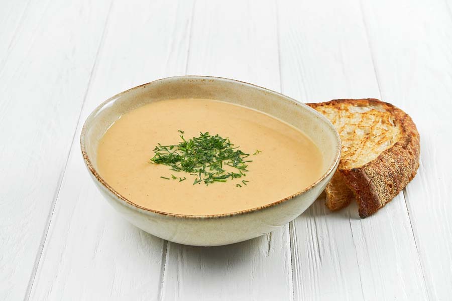 Soupe crémeuse de pommes de terre au piment d'Espelette utilisant un Magimix Cook Expert