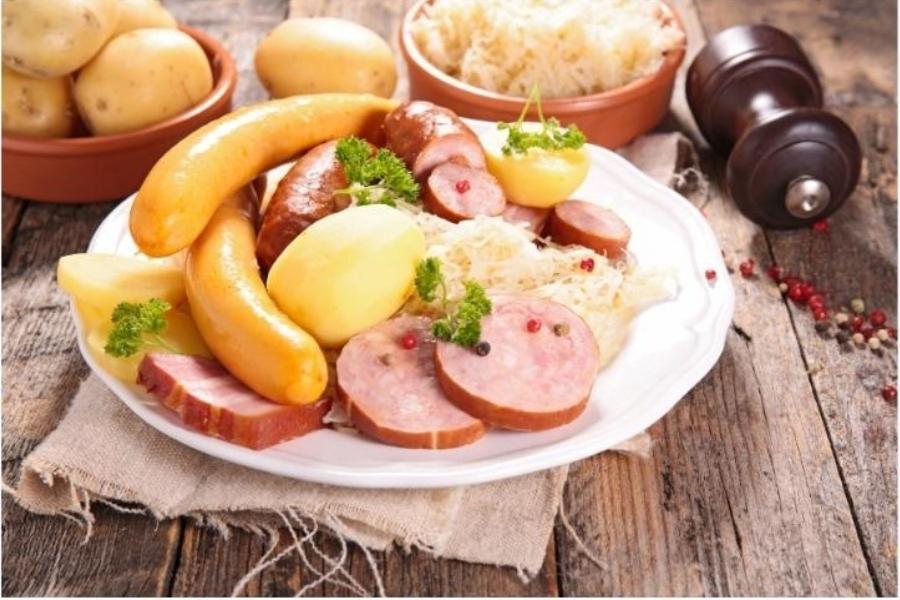 Quick Sauerkraut Feast using a Aldi