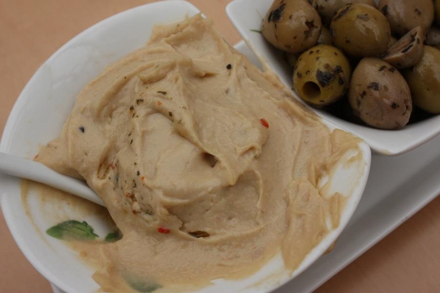 Peanut Hummus using a Compact Cook