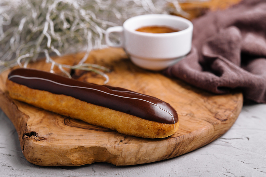 eclairs شانتيلي الفراولة باستخدام Arthur Martin
