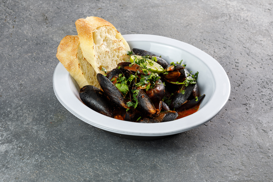 Moules à l'espagnole utilisant un Thermomix