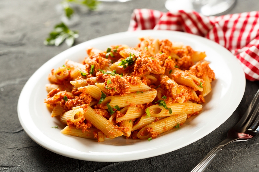 Pasta con atún y salsa de tomate utilizando un Cecotec