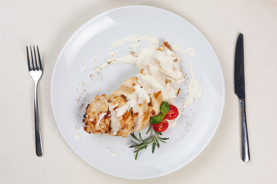Filet de poulet sauce poulette utilisant un Moulinex i-Companion