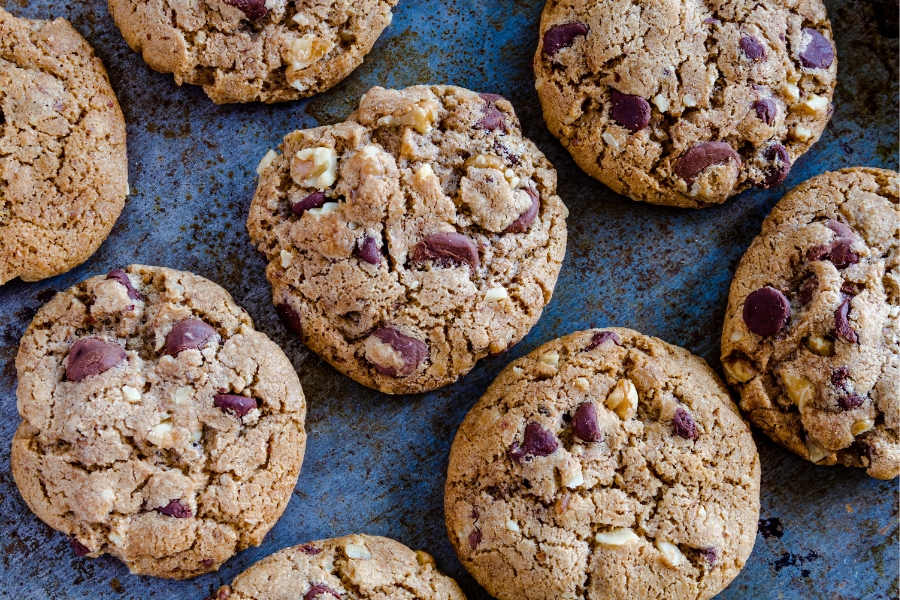 Small vegan chocolate cookies using a Aldi