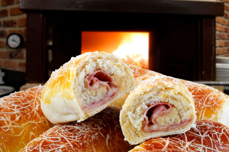 Panecillos Rellenos de Jamón y Mozzarella utilizando un Magefesa
