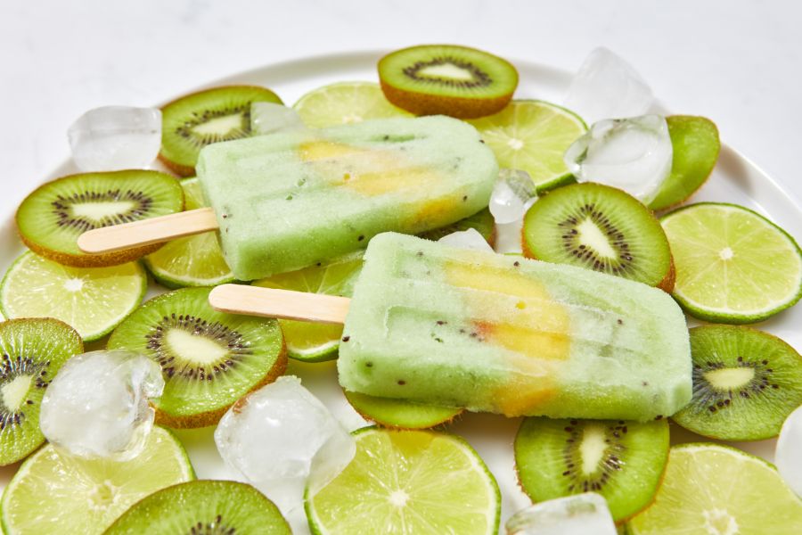 Polos de Kiwi y Banana utilizando un Thermomix