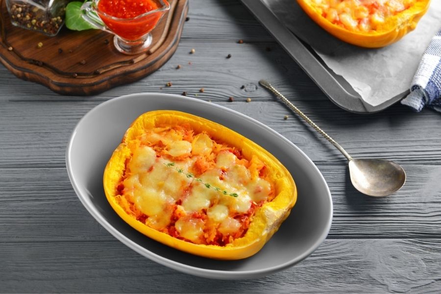 Conchiglioni rellenos de salchicha y calabaza utilizando un Magefesa