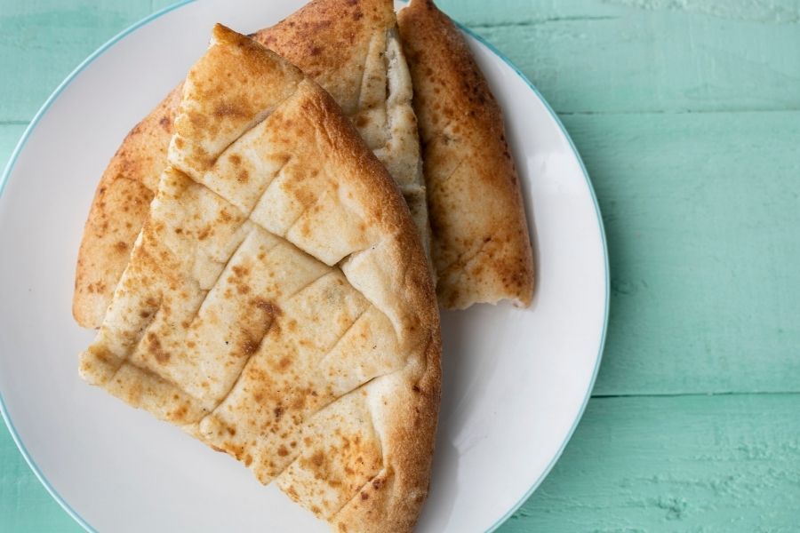 Naan Pain Plat Indien Empilé utilisant un Magefesa