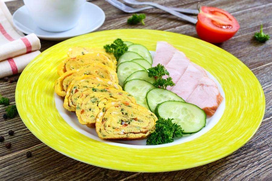 Rolled Omelette with Vegetables and Reblochon using a Magefesa - KudoCook
