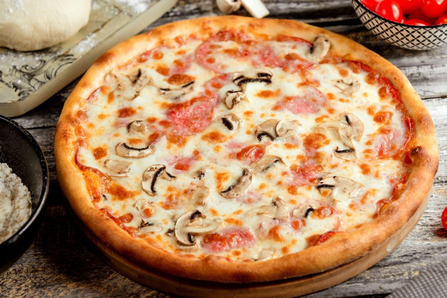 Pizza Regina utilisant un Arthur Martin