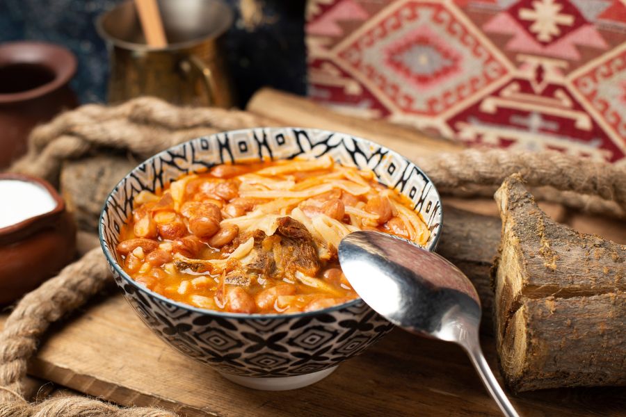 Sopa de fideos con frijoles utilizando un Arthur Martin